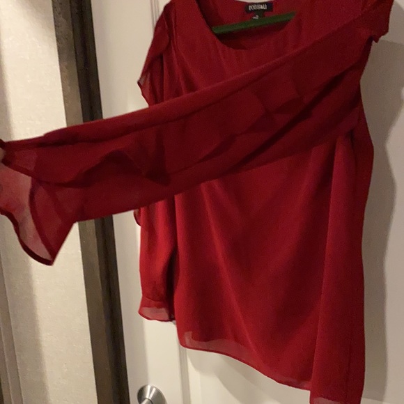 Size medium Roz & Ali blouse - Picture 3 of 3